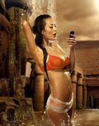 Tuyệt sắc giai nhân nghịch smartphone