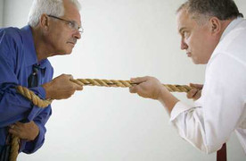 Dùng chiêu bẩn triệt hạ đối thủ cạnh tranh