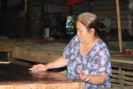 Người đàn bà 30 năm bán máu nuôi cả nhà