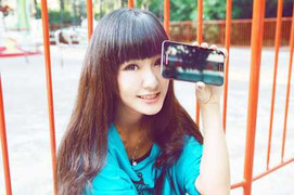 Cô gái thiên thần bên Galaxy Note