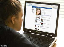 Xin việc phải khai mật khẩu mạng xã hội