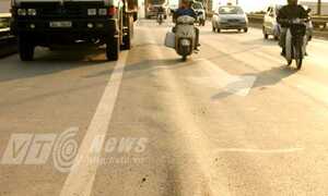Nơm nớp đi trên cây cầu bị Bộ trưởng Thăng 'sờ gáy'