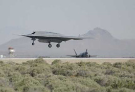 Máy bay không người lái Mỹ bị quân đội Iran bắn hạ