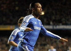 Đè bẹp Valencia, Chelsea cán đích cùng ngôi đầu bảng