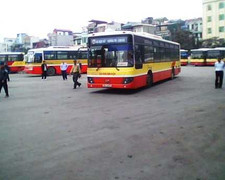 Nã đạn vào xe buýt ở Hà Nội: Phục dựng hiện trường