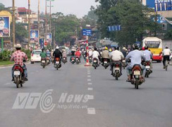 Chủ tịch Hà Nội 'thúc' phân làn thêm 8 tuyến