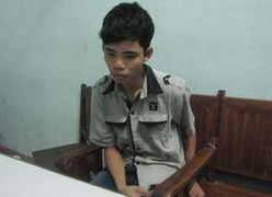 Trộm trốn trong nhà tắm tấn công nữ chủ nhà