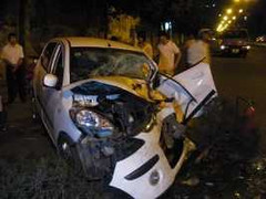 TP.HCM: Ô tô đâm nhau liên hoàn, 4 người thương vong