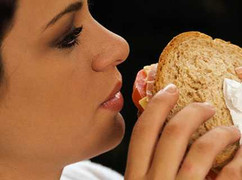 Giảm bột mì, giảm nguy cơ ung thư vú