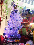 Mùa đông muộn và Noel ngủ quên trên phố cổ HN