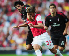 Đại chiến Ý- Anh: Milan tái ngộ Arsenal, Napoli-Chelsea