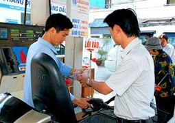Kiểm tra giá xăng: Các doanh nghiệp đều có lãi