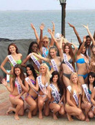 Sẽ xử phạt Diễm Thuyên thi hoa hậu 'chui'?