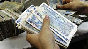 Đau đầu thưởng Tết: Bán ô tô hay trả bằng cổ phiếu?