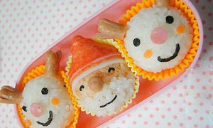 Cơm nắm ông già Noel cưỡi tuần lộc