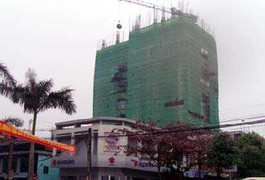 Nghệ An: Thoát chết kỳ diệu khi rơi từ tầng 11