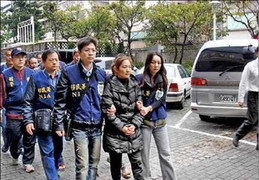 Giải cứu phụ nữ Việt bị ép bán dâm 300 lần/tháng