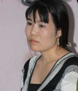 Chân dung bà chủ 'hoạn thư' của 'cô gái mặt rết'