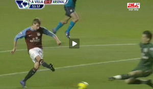 Hậu vệ Arsenal biếu Villa bàn gỡ hòa 1-1