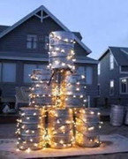 Những cây thông Noel 'quái' nhất mùa giáng sinh