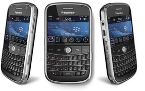 Mobifone công bố 11 gói cước của dịch vụ BlackBerry