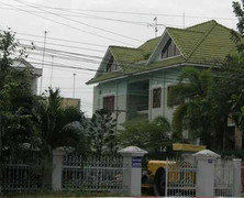 Hai quan chức đánh cờ tiền tỷ đã bị khởi tố