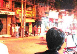 Nổ súng cảnh cáo côn đồ, người dân lĩnh đạn