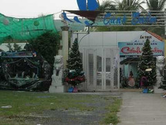 Hai quan chức đánh cờ tiền tỷ vào trại giam