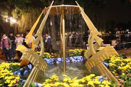 Hà Nội lung linh huyền diệu trong đêm Lễ hội hoa 2012