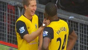 Yakubu tiếp tục khiến 'Quỷ đỏ' khóc hận