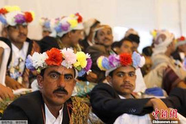 Đám cưới không cô dâu của 320 chàng lính Yemen