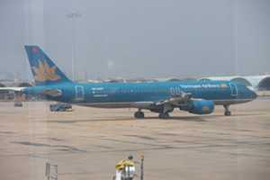 Khách thủ dao lên máy bay VietNam Airlines ra thủ đô