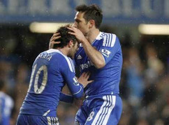 Lampard tỏa sáng, Chelsea an toàn rời 'hang sói'