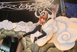 Thí sinh Top Model sẽ bay trong đêm chung kết