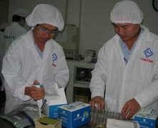 Tâm thư gửi Bộ trưởng Cao Đức Phát kêu cứu cho... tôm