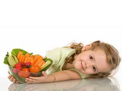 Khi bé yêu muốn giúp bạn việc nhà: Từ chối hay cổ vũ?