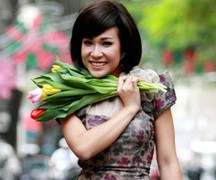 Uyên Linh vượt mặt Mỹ Tâm