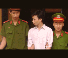 Dụ bắt mèo, hiếp dâm cả 2 cháu gái 6 tuổi
