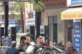 Đại lý bán xăng 