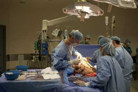 Bệnh nhân “chân voi”: Khối u có thể mọc lại