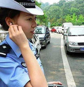 TQ: Giả làm cảnh sát giao thông kiếm tiền tiêu Tết