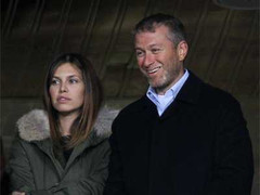 Những tỷ phú thành danh từ hai bàn tay trắng