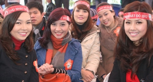 Người đẹp, hoa hậu “tiếp máu cho người khổ”