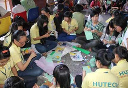 Lì xì 300 nghìn đồng cho SV ăn tết tại trường