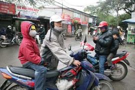 Sát Tết Nhâm Thìn, miền Bắc vẫn rét đậm