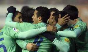 Hạ đẹp Osasuna, Barca tái đấu Real