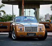 Nhà quý tộc vàng: Rolls-Royce Phantom Drophead coupe