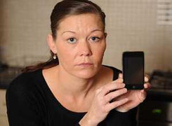 iPhone 4S văng tục với người dùng