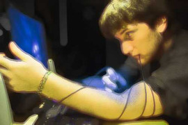 Nghiện internet gây tổn thương sâu sắc tới não