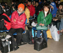 Khổ cực như đi xe về quê ăn Tết